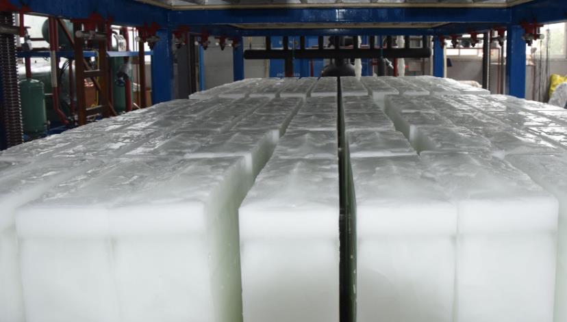 制冰機(jī)半天才制一塊冰是怎么回事？