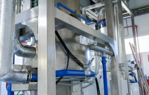 10噸制冰機主要應(yīng)用于商業(yè)和工業(yè)領(lǐng)域