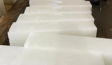 這種降溫方法簡單直接，但效率和均勻性有限