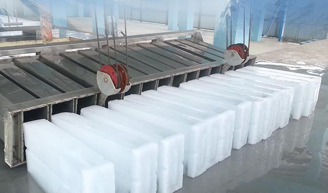 大型工業(yè)制冰機(jī)30噸價(jià)格是多少