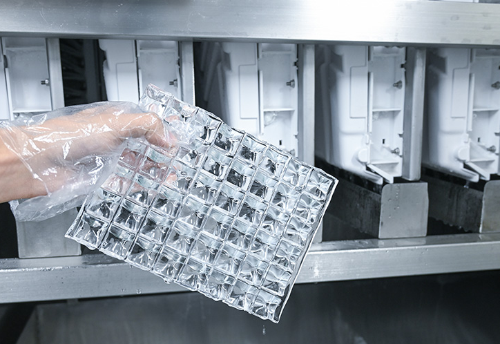 廣州冰泉制冷的酒吧制冰機(jī)